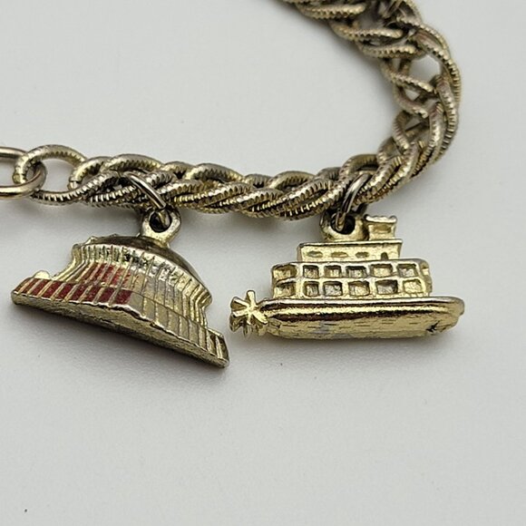 Vintage New Orleans Charm Bracelet Gold Tone 7" Fold Over Clasp - Picture 7 of 13